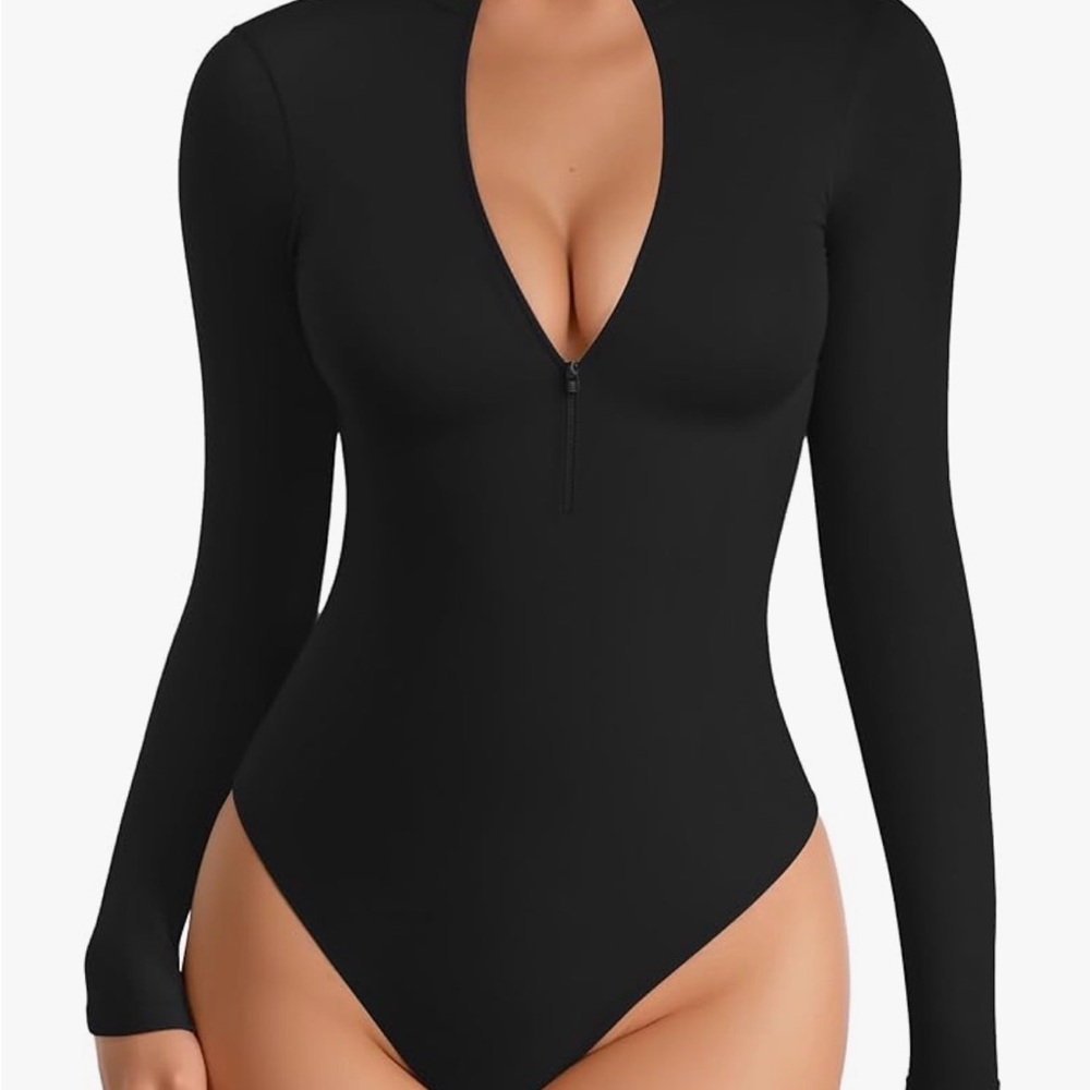 Sophisticated OQQ Black Zip-Up Bodysuit Ribbed